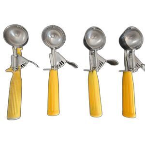 #20 Serving Disher Ice Cream Scoops Choice Lot of 4 Work Great